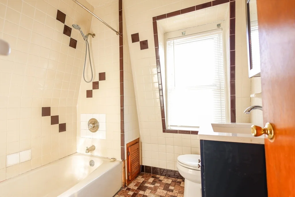 68 Newhall St, Malden