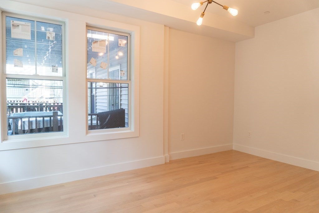 3 bed, 1 bath apartment for rent at 280 Chelsea St Unit 3, East Boston — photo 9 of 12
