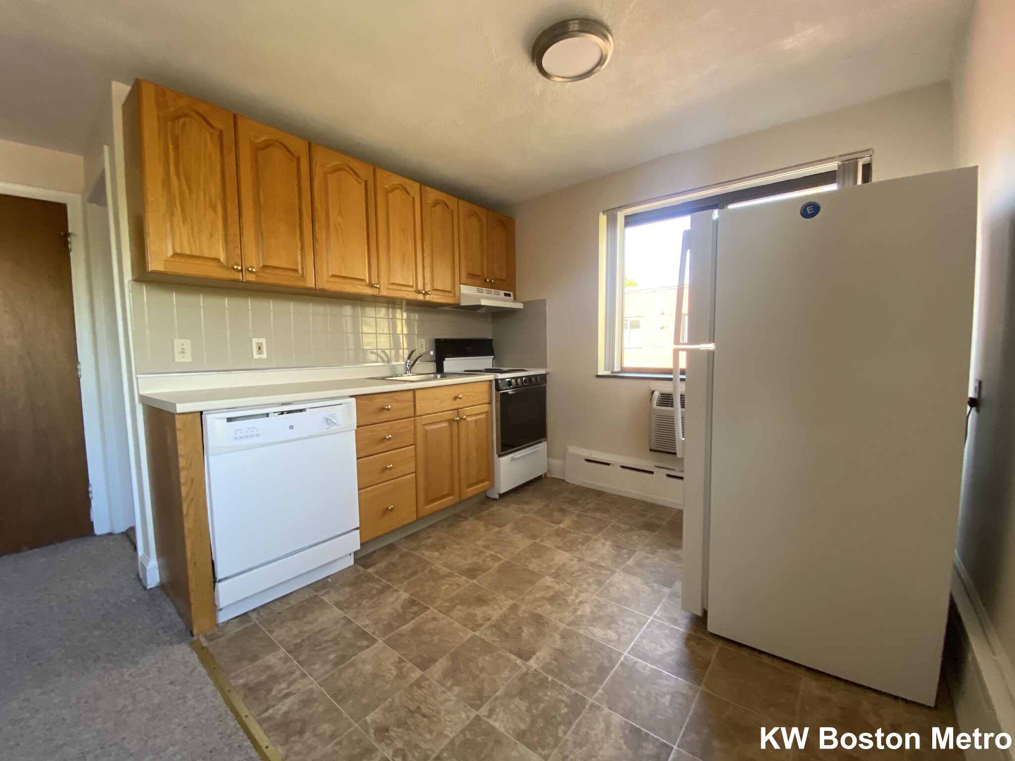 Studio bed, 1 bath apartment for rent at 9 Chester St Unit 41, North Cambridge — photo 6 of 11