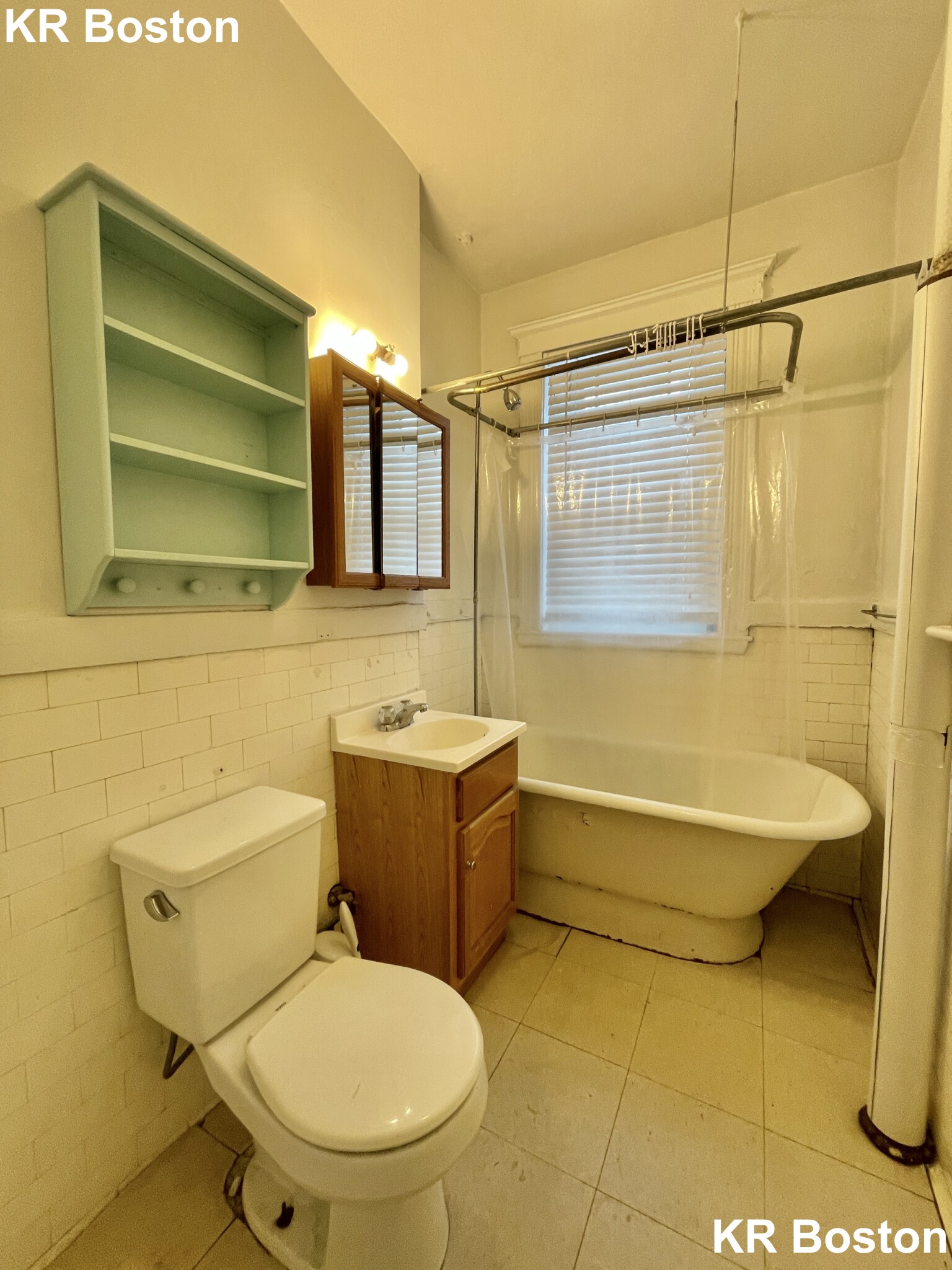 1 bed, 1 bath apartment for rent at 9 Egremont Rd Unit 2., Brighton — photo 3 of 5