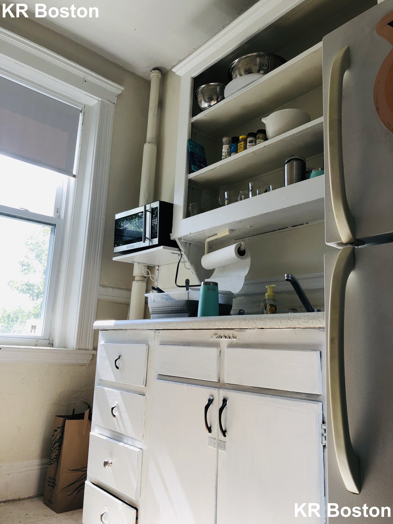 2 bed, 1 bath apartment for rent at 9 Egremont Rd Unit 12.., Brighton — photo 2 of 4