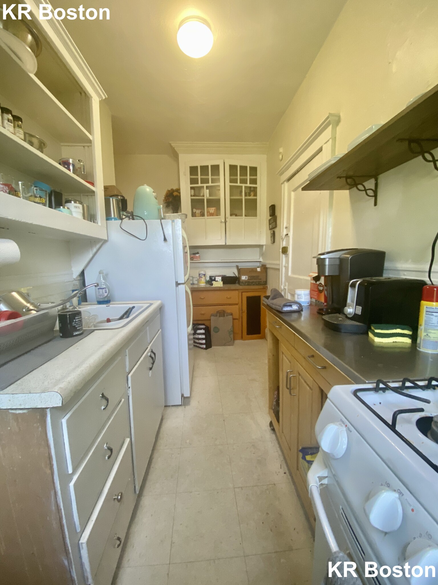 2 bed, 1 bath apartment for rent at 9 Egremont Rd Unit 12.., Brighton — photo 3 of 4