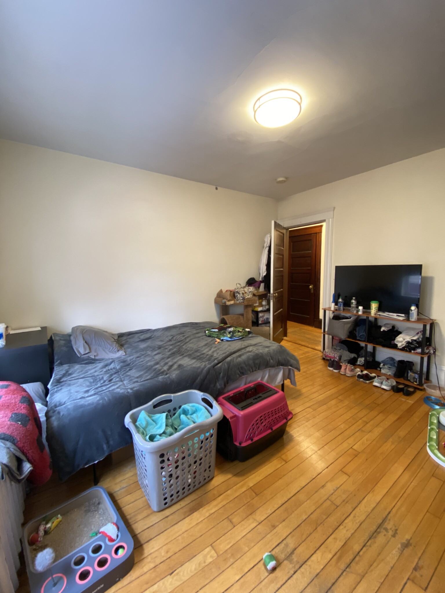 2 bed, 2 bath apartment for rent at 9 Fairfield St Unit 1L, North Cambridge — photo 1 of 3