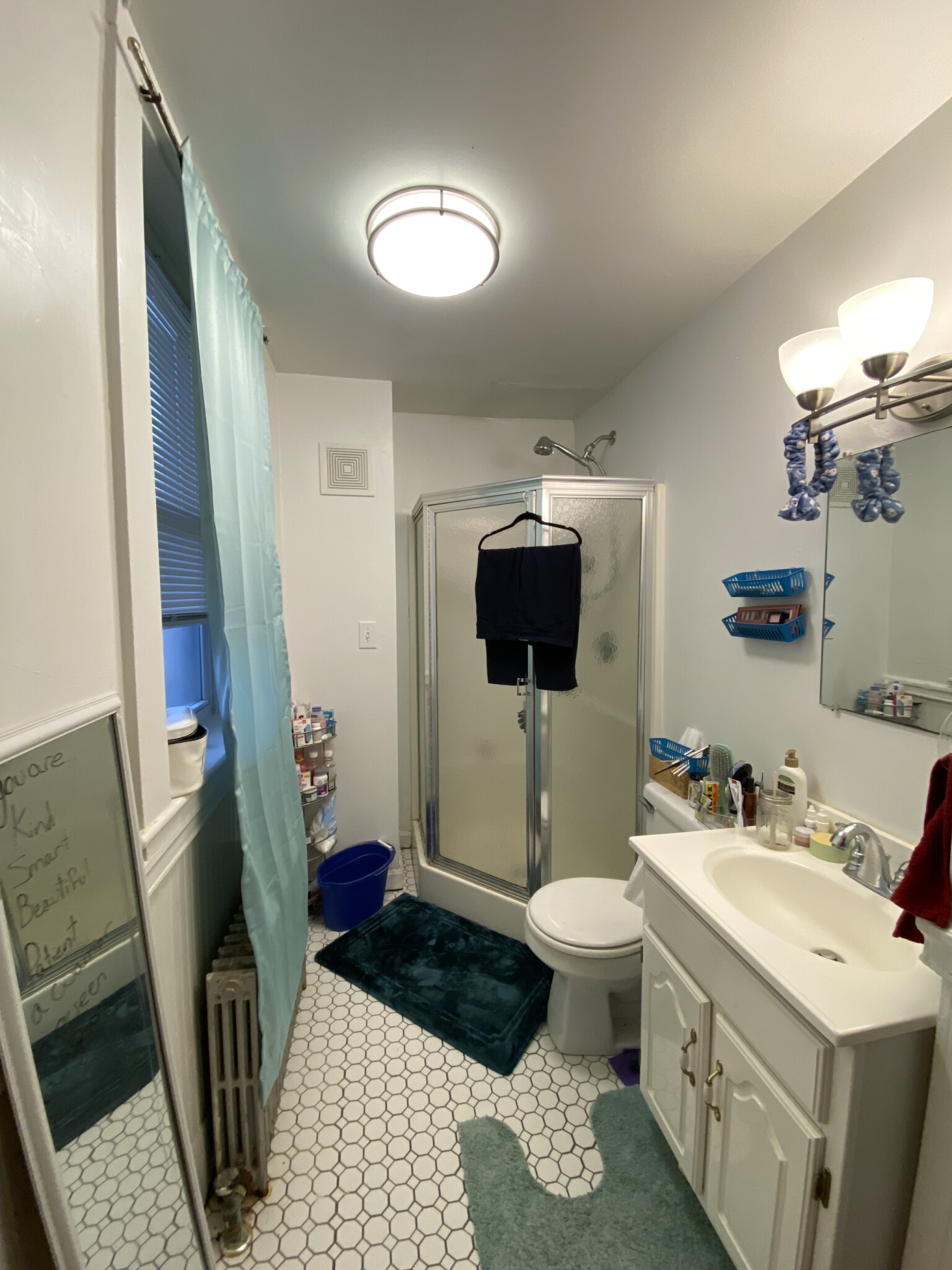 3 bed, 2 bath apartment for rent at 9 Fairfield St Unit 1R, North Cambridge — photo 3 of 3