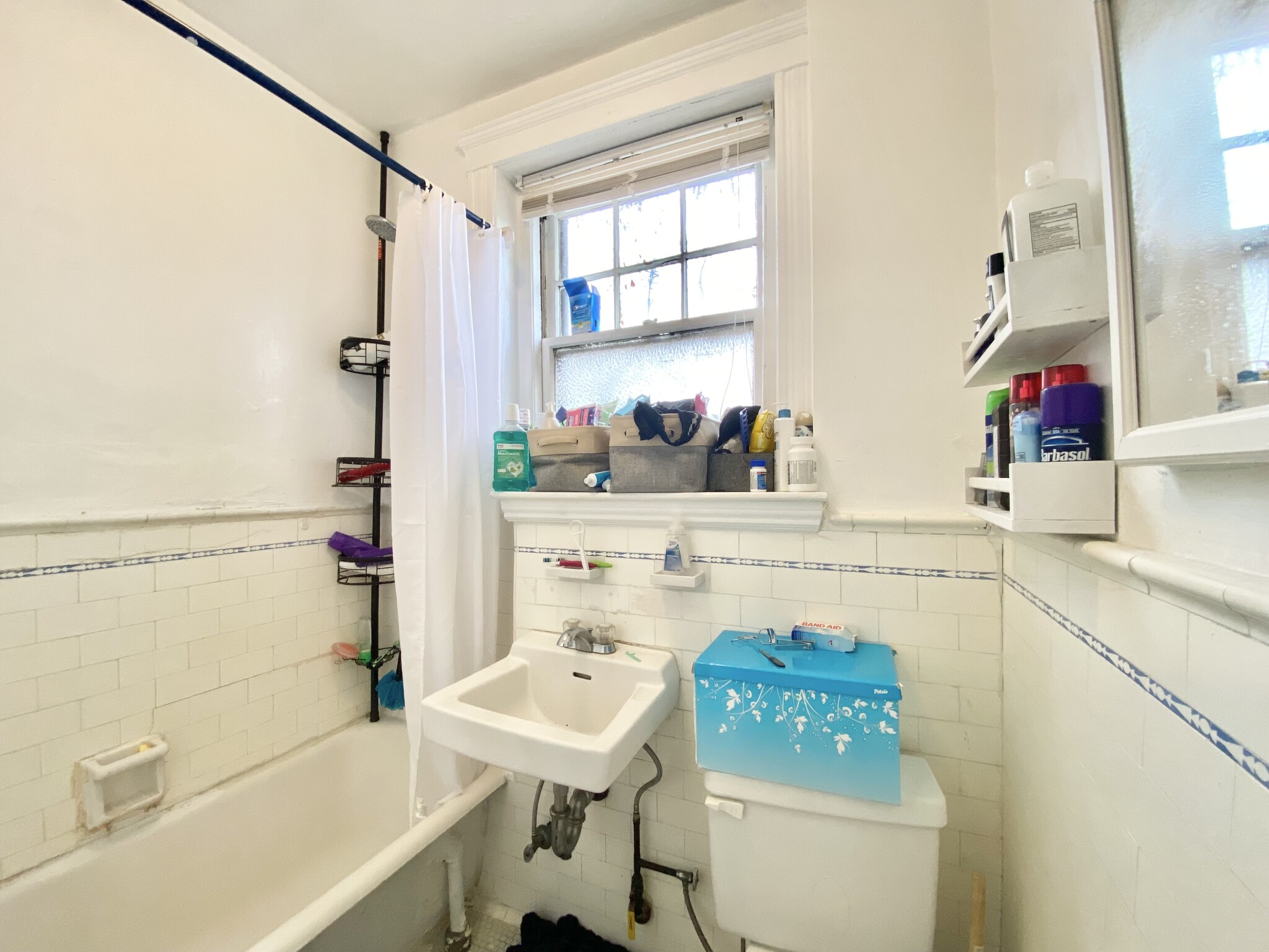 1 bed, 1 bath apartment for rent at 9 James St Unit 5, Coolidge Corner — photo 3 of 3