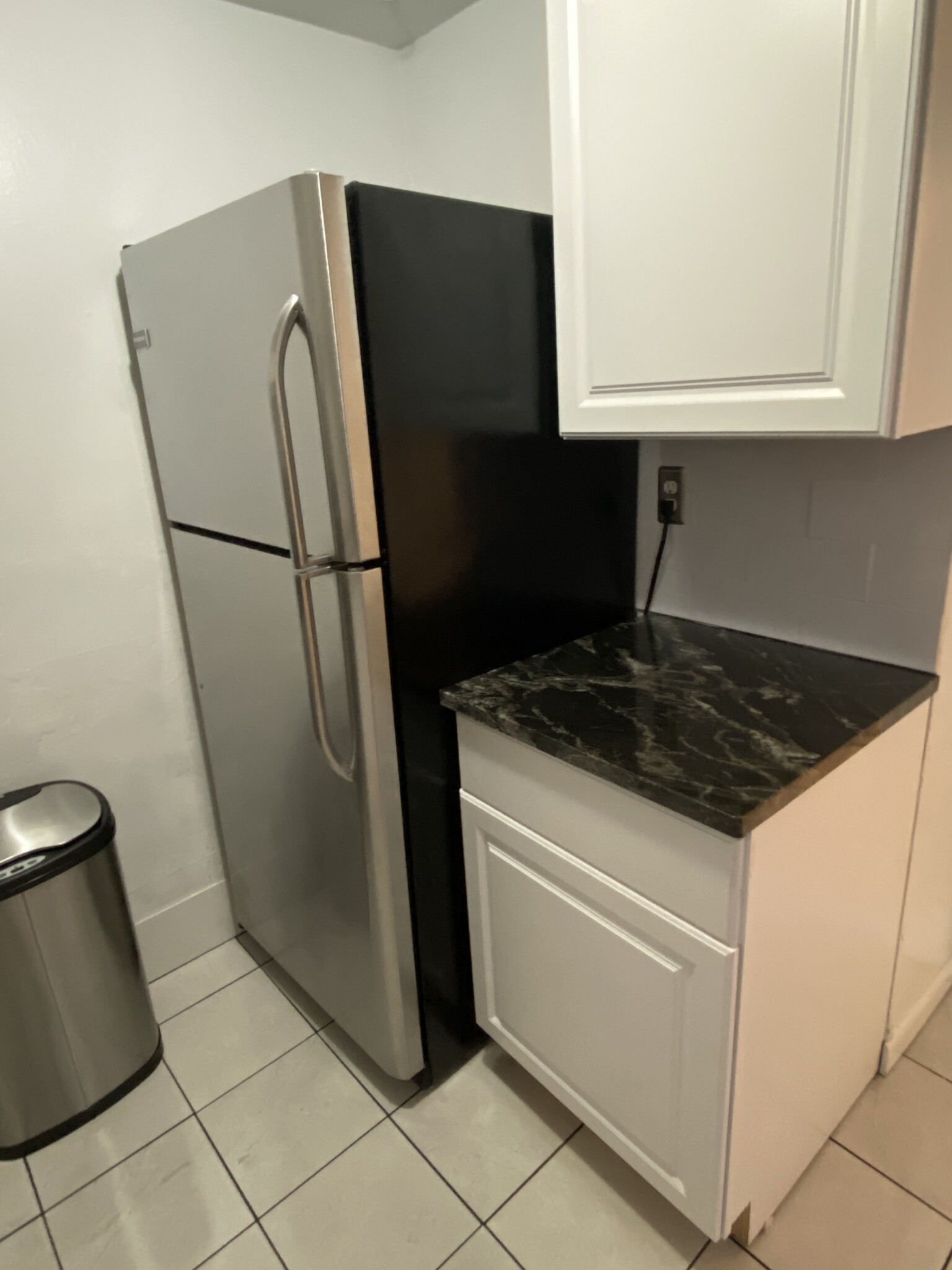 Studio bed, 1 bath apartment for rent at 9 Marlborough Unit 22, Back Bay — photo 10 of 13