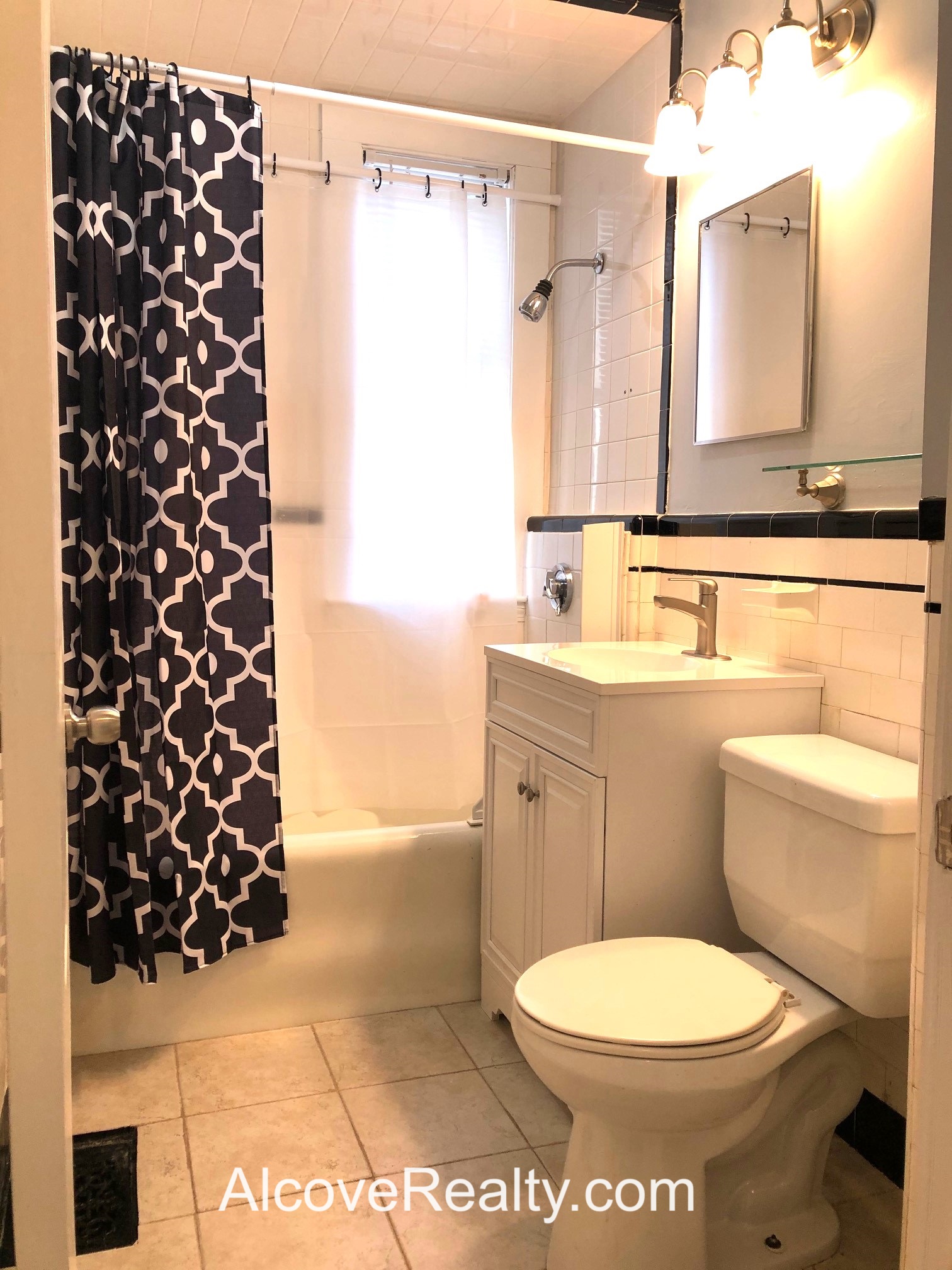 75 Lyman Ave, Medford