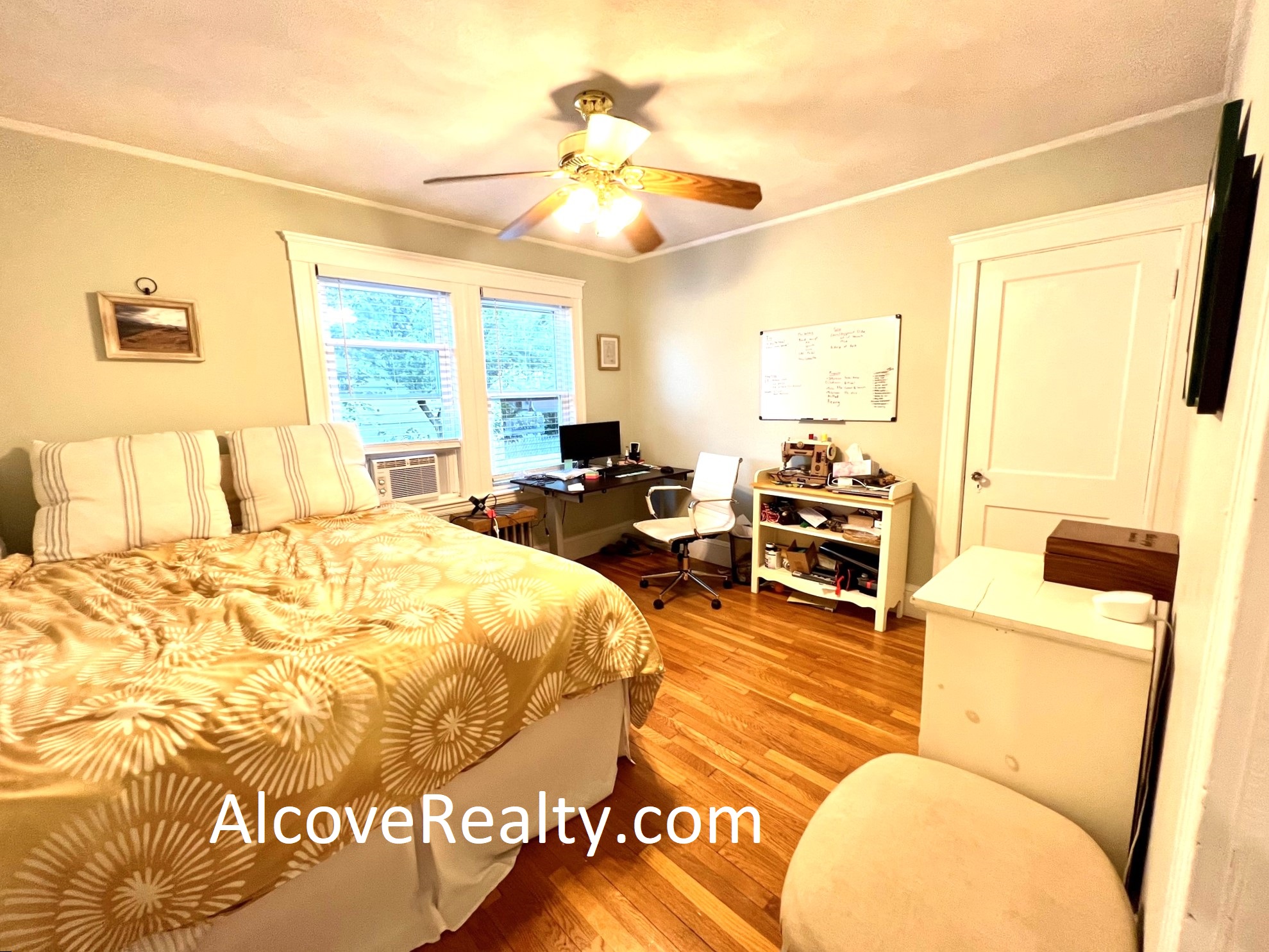 2 bed, 1 bath apartment for rent at 90 Bow St Unit 1, Medford — photo 5 of 10