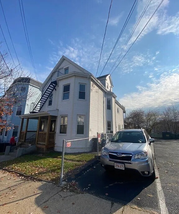 25 Moreland St, Winter Hill