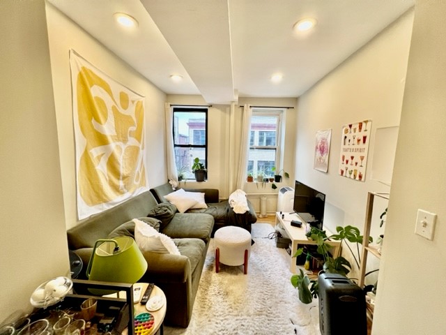 3 bed, 1 bath apartment for rent at 220 Hanover Unit 9F, North End — photo 9 of 16