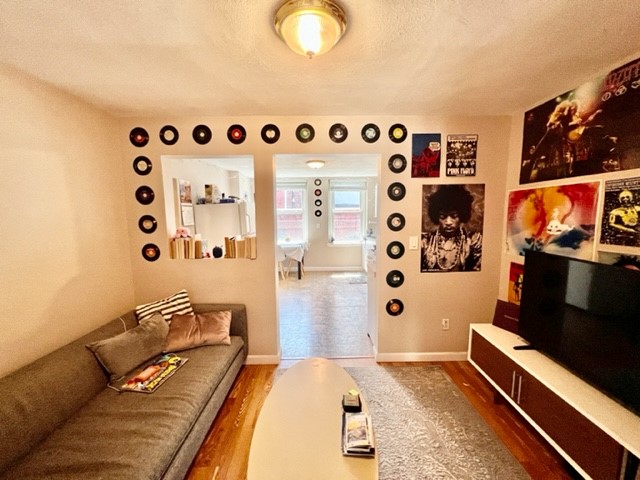 1.5 bed, 1 bath apartment for rent at 2 Baldwin Pl Unit 3R, North End — photo 9 of 21
