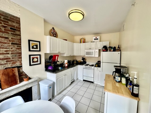 2 bed, 2.5 bath apartment for rent at 34 Mount Vernon St Unit 3, Beacon Hill — photo 9 of 22