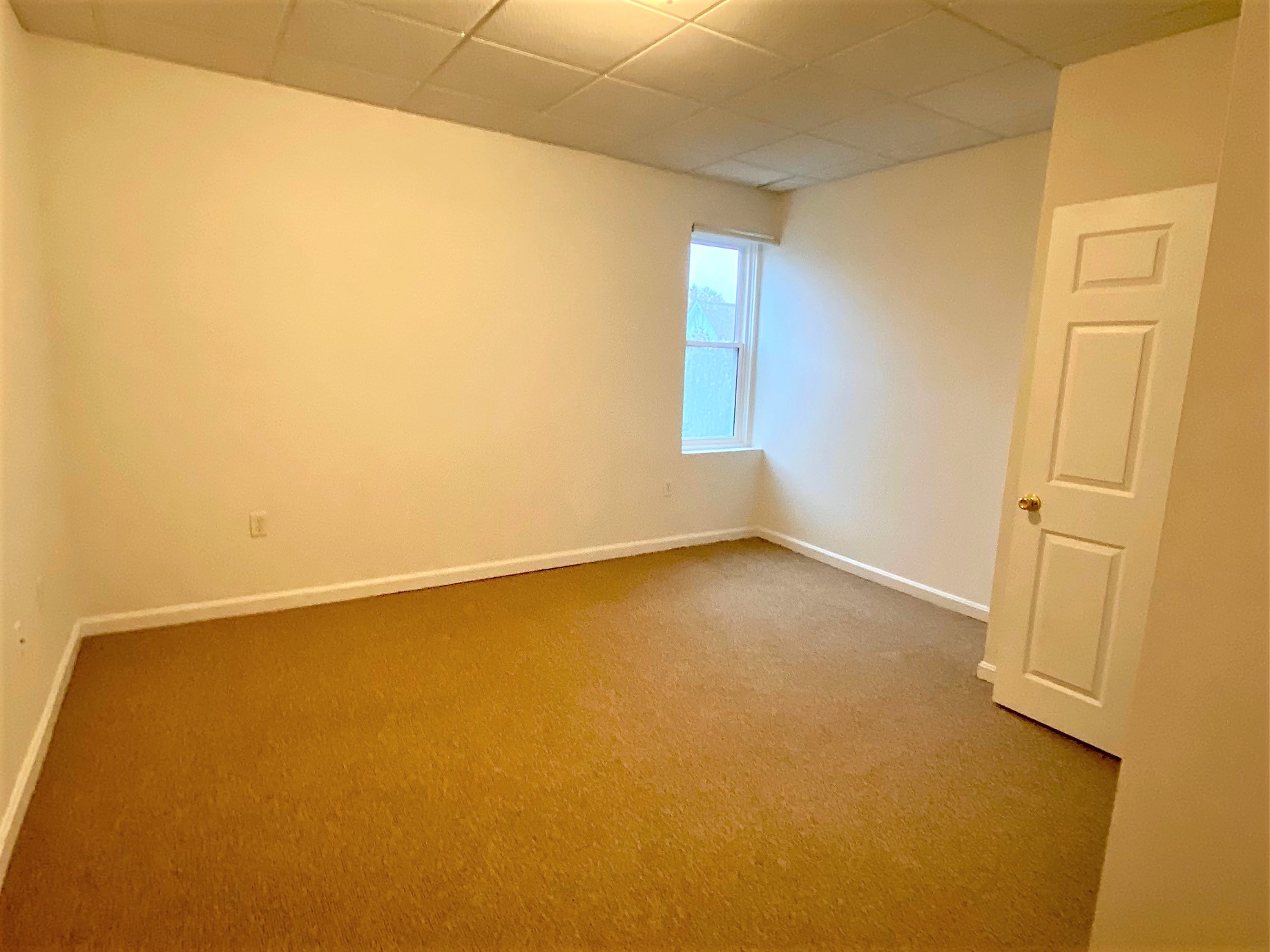 2 bed, 1 bath apartment for rent at 379 Main St Unit 3, Medford — photo 9 of 12