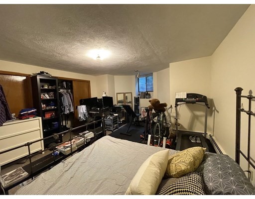 1 bed, 1 bath apartment for rent at 17 Central Ave Unit 0, Newton — photo 9 of 19