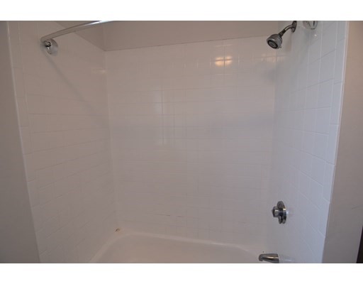 2 bed, 1 bath apartment for rent at 171 Harvard St Unit 4, Coolidge Corner — photo 5 of 12