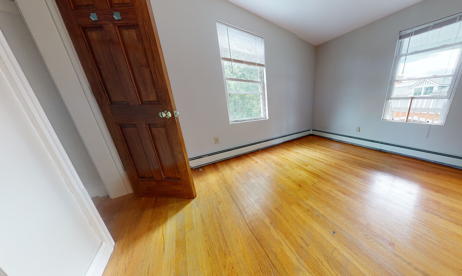 344 Putnam Ave, Riverside