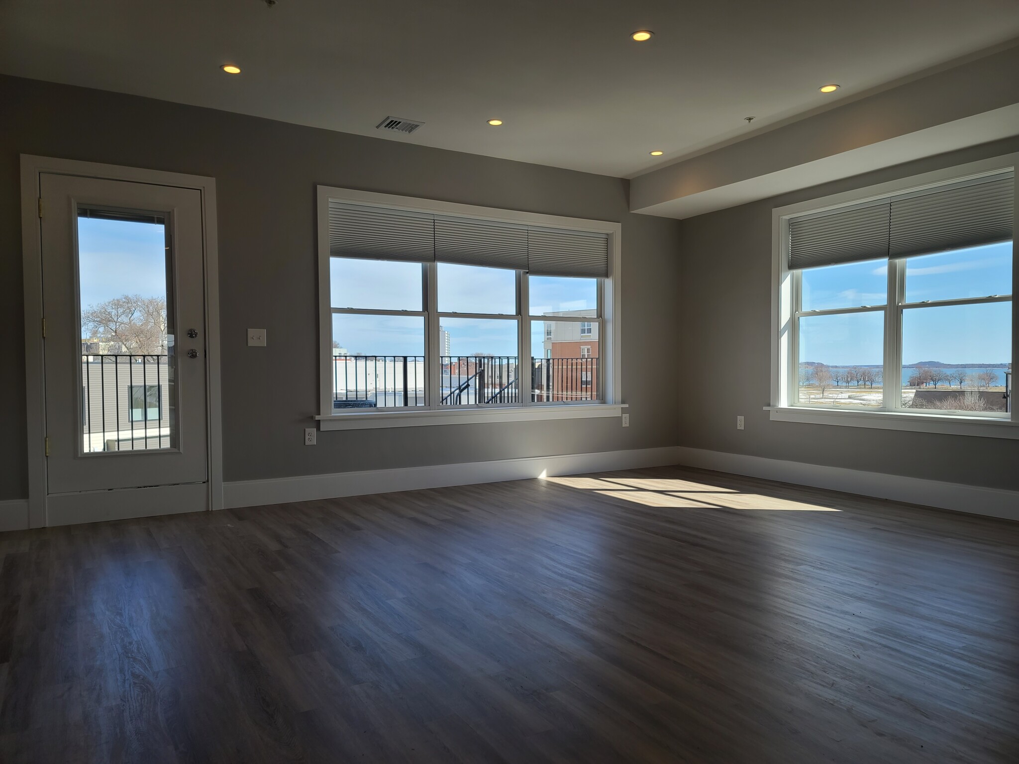3 bed, 2 bath apartment for rent at 27 Vinton St Unit 3, South Boston — photo 9 of 33