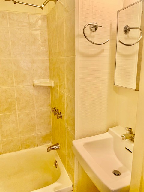 1 bed, 1 bath apartment for rent at 23 Sheafe St Unit 2F, North End — photo 9 of 11