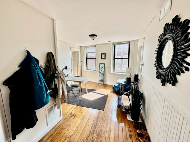 2 bed, 1 bath apartment for rent at 11 Charter St Unit 5, North End — photo 9 of 14
