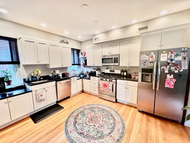 2 bed, 1 bath apartment for rent at 1 Fairfield Pl Unit 3, North End — photo 9 of 19