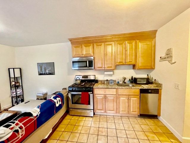 1 bed, 1 bath apartment for rent at 67 Salem St Unit 6, North End — photo 9 of 16