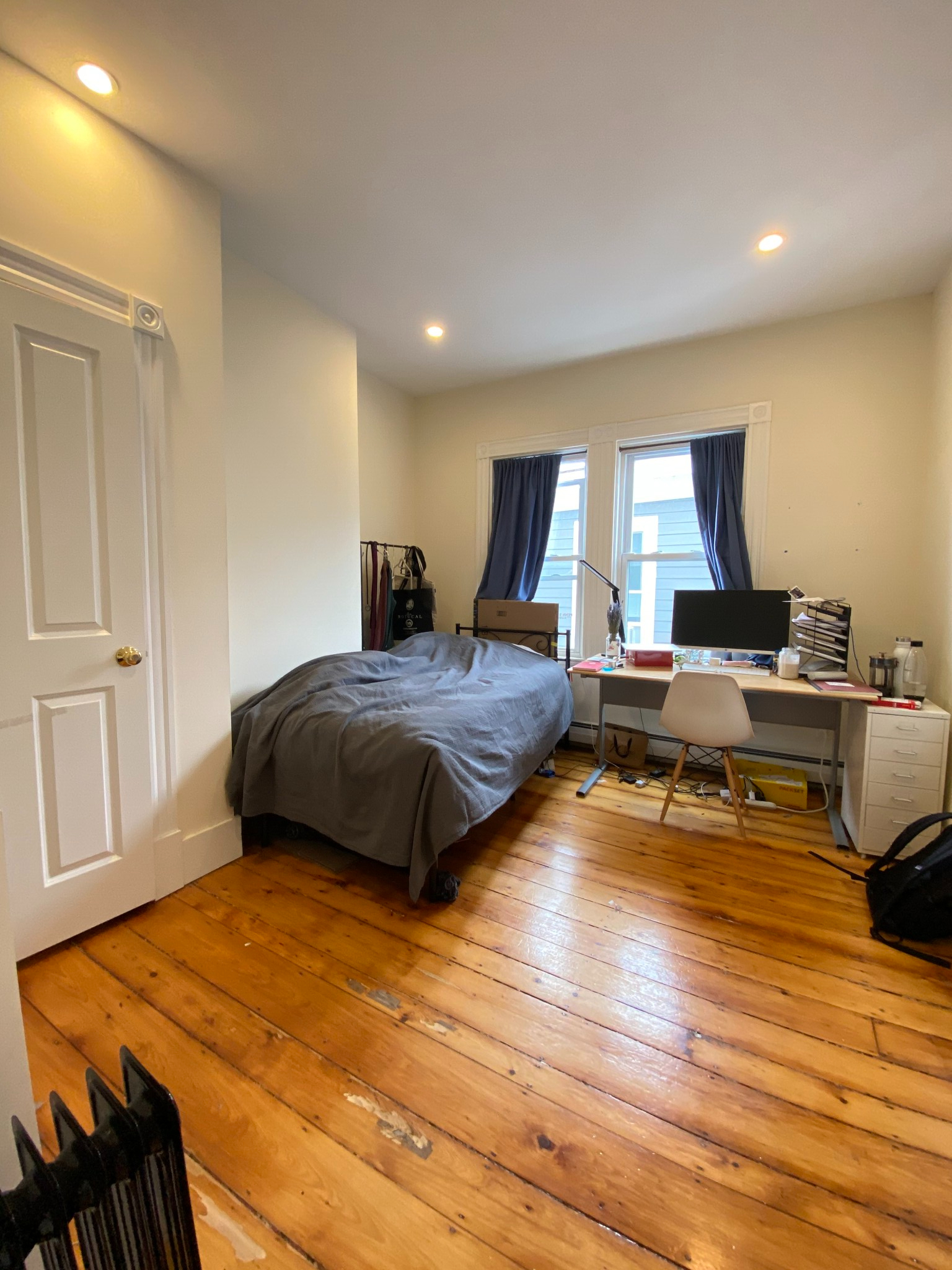 3 bed, 1.5 bath apartment for rent at 6 Hingham St Unit 3, Cambridgeport — photo 7 of 10