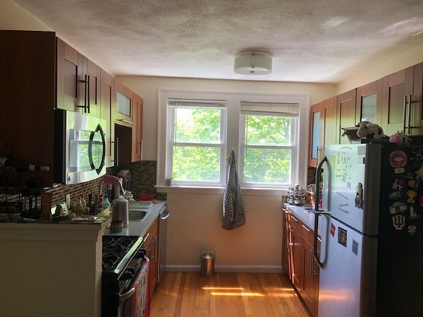 Studio bed, 1 bath apartment for rent at 38 Day St Unit X, Davis Square — photo 9 of 10