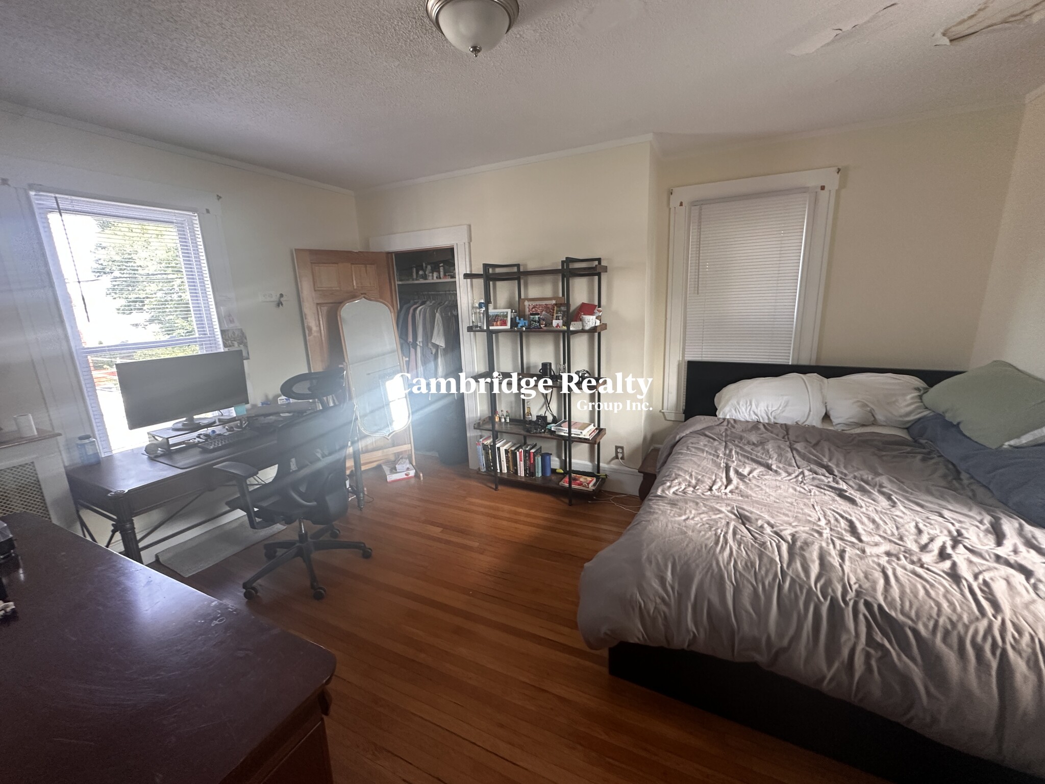 2.5 bed, 1 bath apartment for rent at 543 Broadway Unit 1T, South Medford — photo 10 of 27