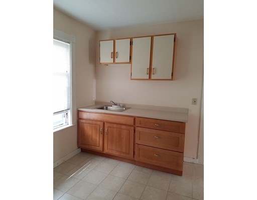 1 bed, 1 bath apartment for rent at 17 Duncan St Unit 1, Dorchester — photo 23 of 33