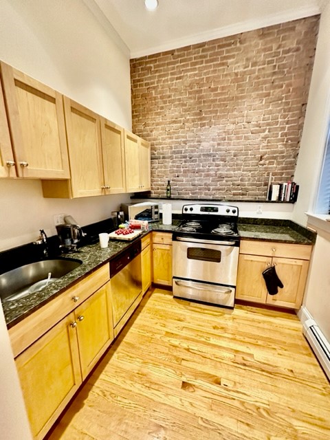 Studio bed, 1 bath apartment for rent at 435 Beacon St Unit 3, Back Bay — photo 9 of 12