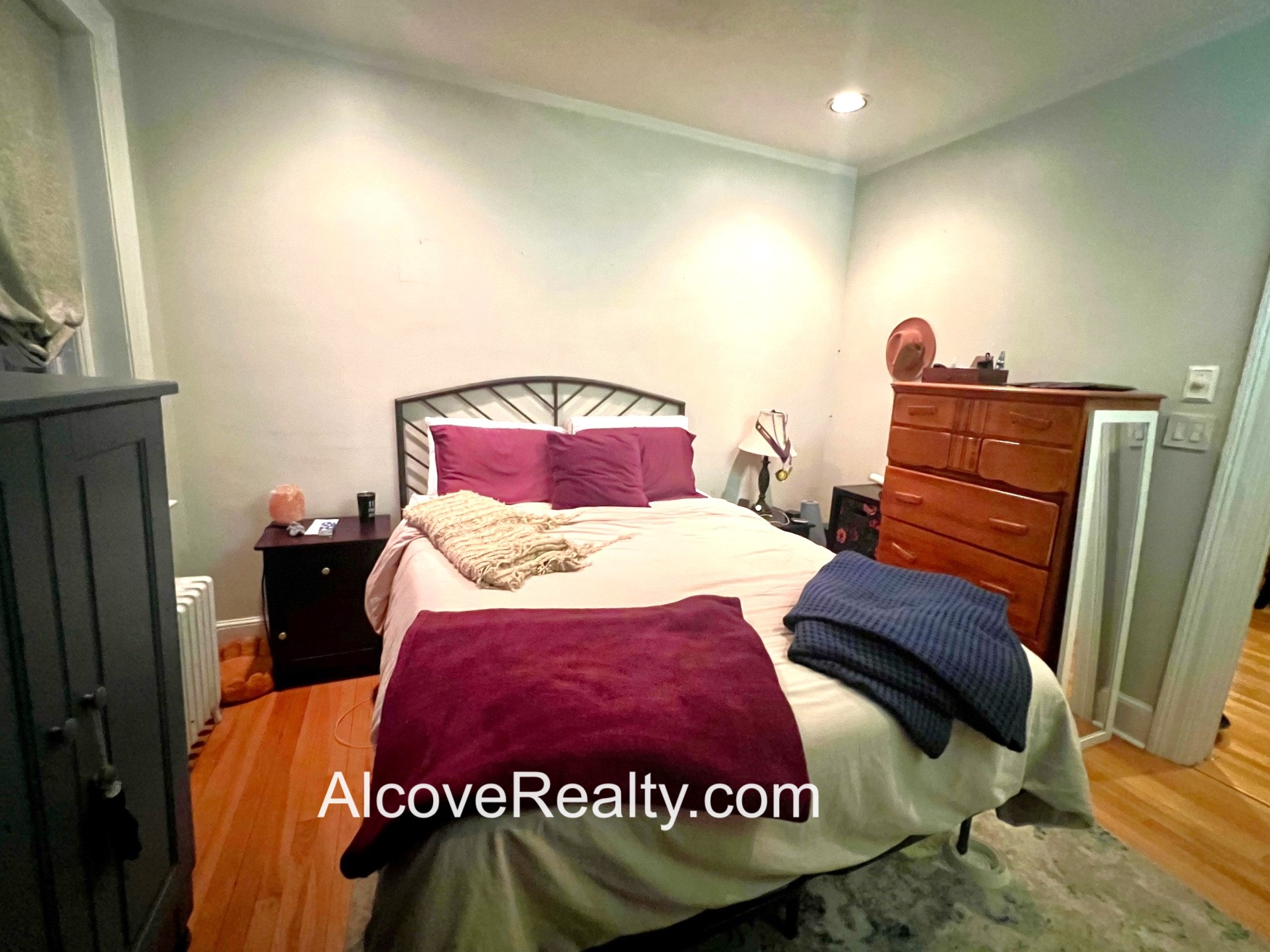 1 bed, 1 bath apartment for rent at 54 Concord Ave Unit 34, Observatory Hill — photo 9 of 14