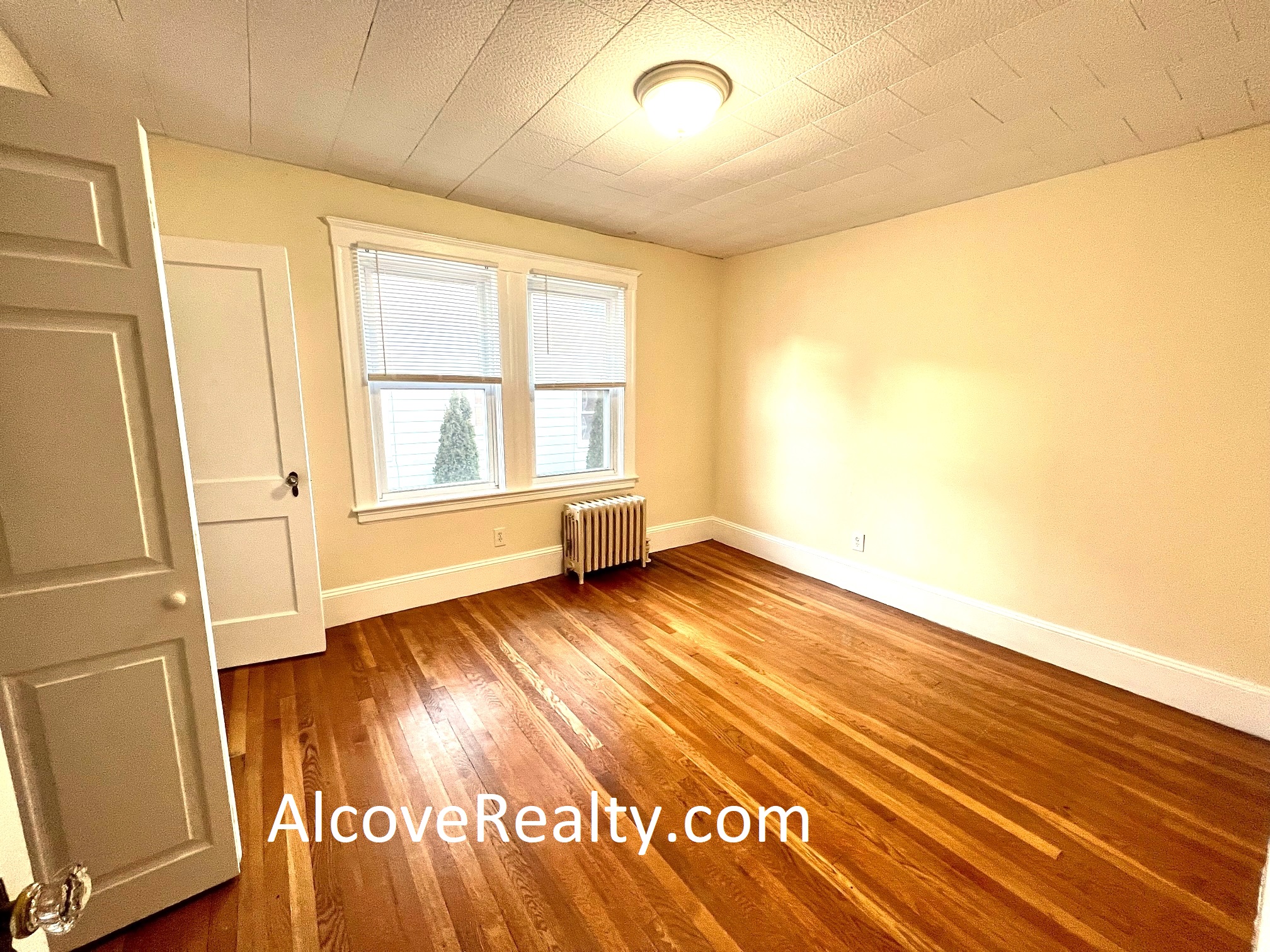 2 bed, 1 bath apartment for rent at 98 Bow St Unit 2, Medford — photo 9 of 16