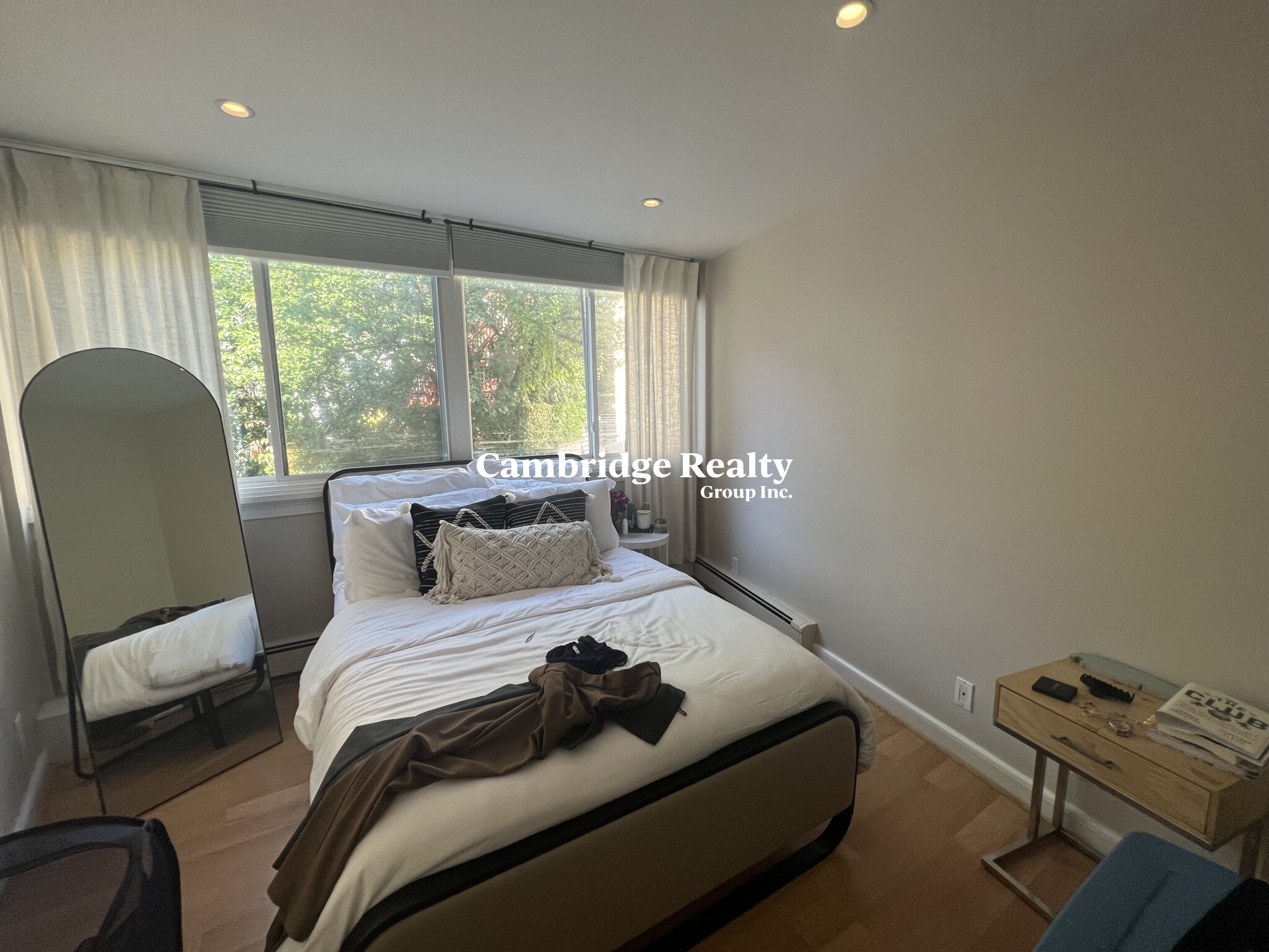 2 bed, 1 bath apartment for rent at 516 Green St Unit 1B, Central Square — photo 11 of 18