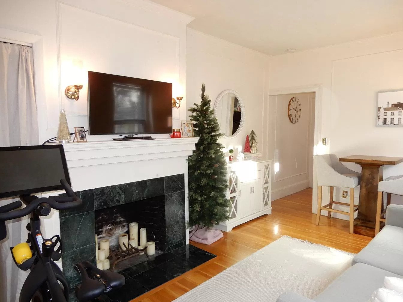 1 bed, 1 bath apartment for rent at 87 W Cedar St Unit 4C, Beacon Hill — photo 4 of 16