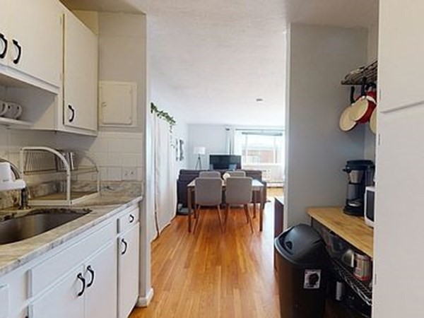 Studio bed, 1 bath apartment for rent at 205 Kent St Unit 45, Coolidge Corner — photo 9 of 15
