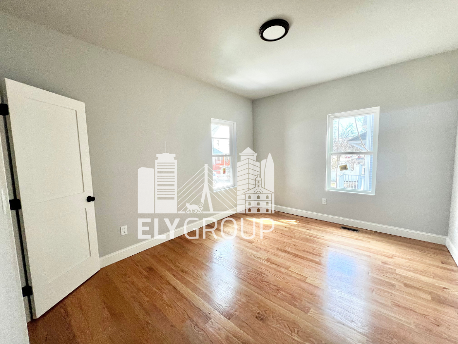 4 bed, 2 bath apartment for rent at 31 Lincoln St Unit 1, West Medford — photo 9 of 21