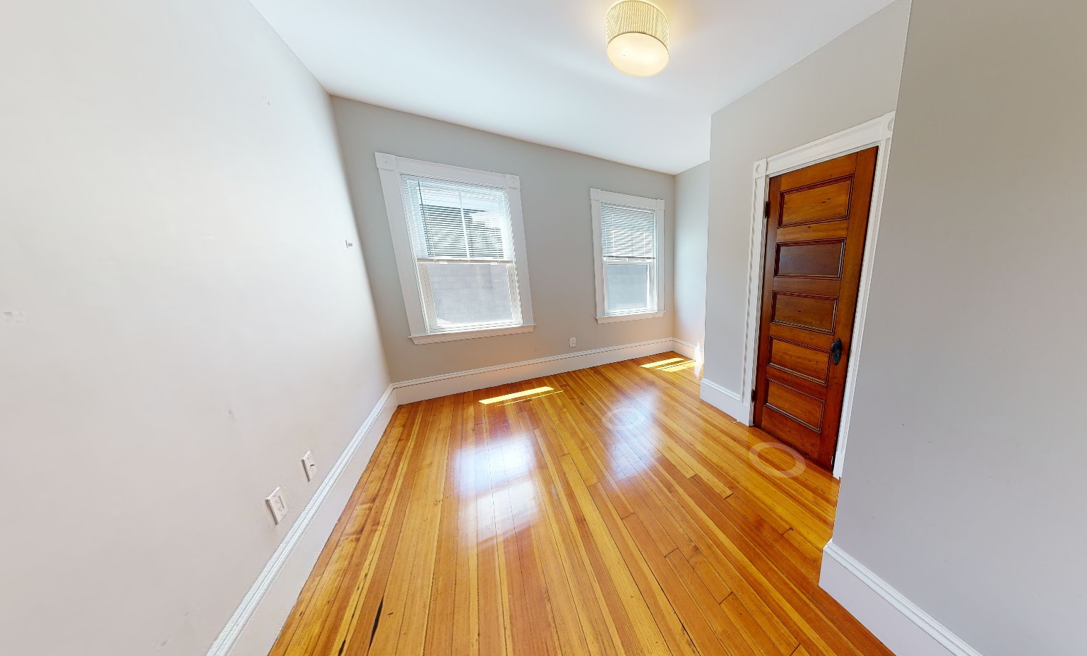 3 bed, 2 bath apartment for rent at 107 Oxford St Unit 3T, Baldwin — photo 11 of 14