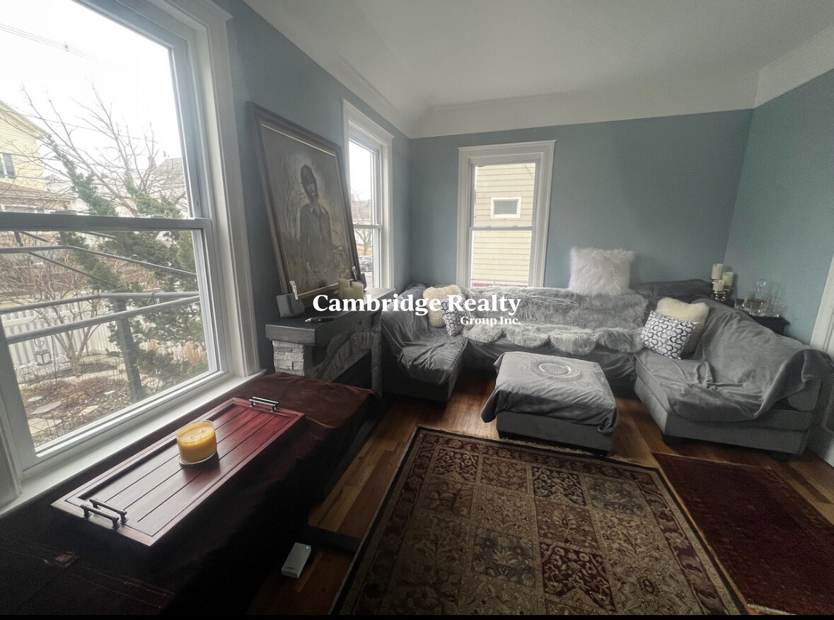 3 bed, 1 bath apartment for rent at 45 Franklin St Unit 1T, East Somerville — photo 9 of 20