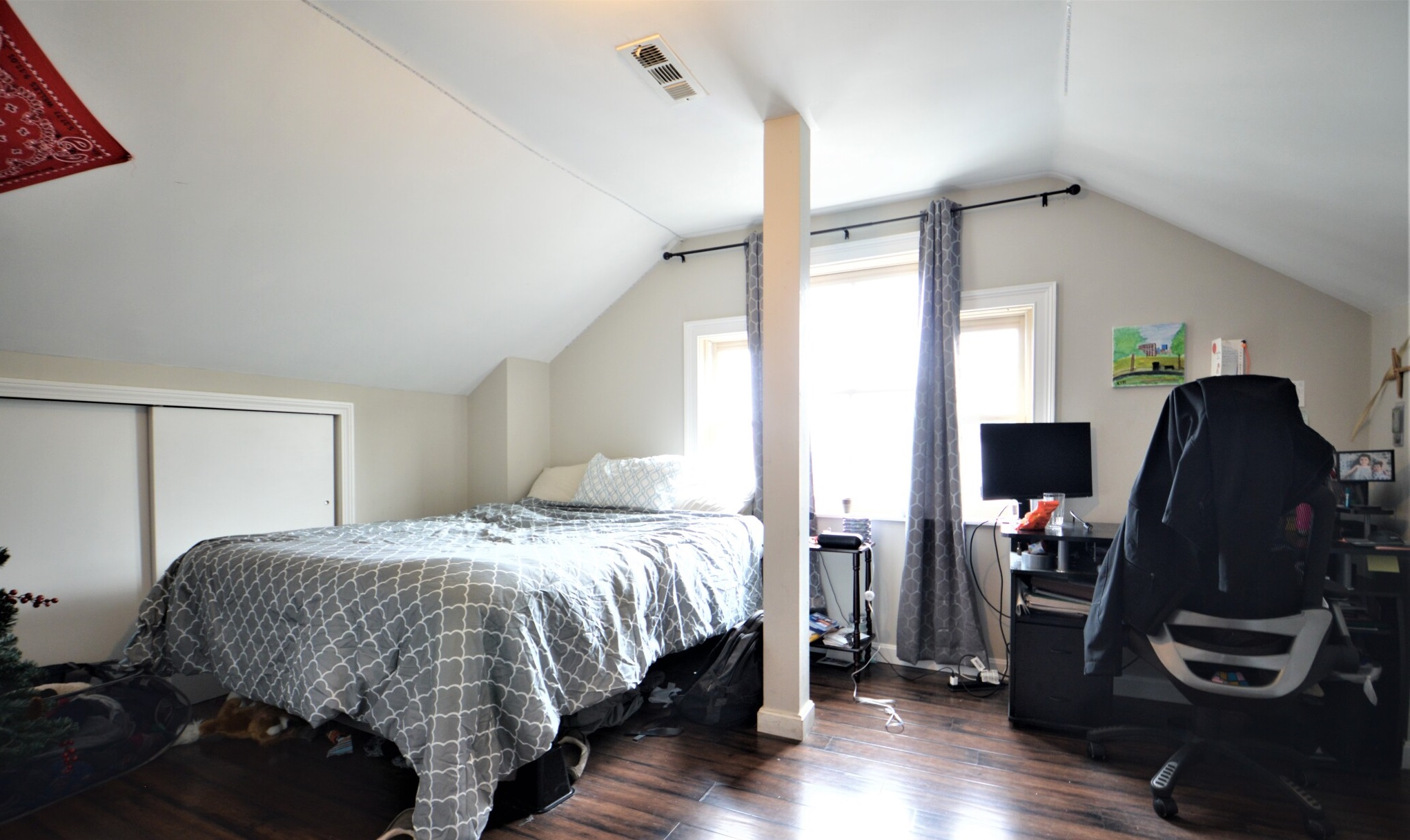 6 bed, 2 bath apartment for rent at 4 Judge St Unit 2, Mission Hill — photo 11 of 16