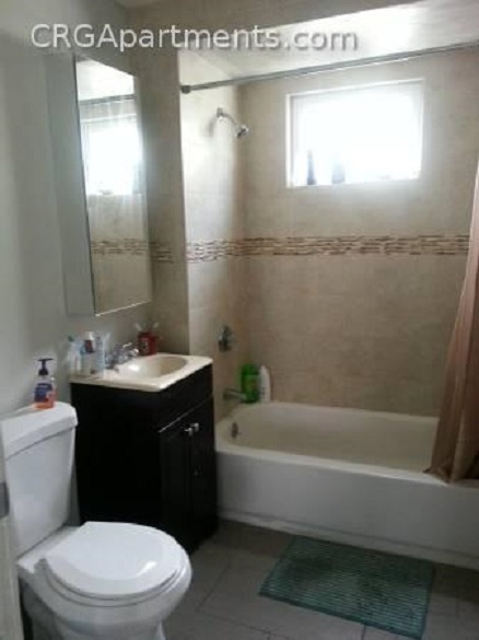 3 bed, 1 bath apartment for rent at 70 Willow St Unit 3T, Wellington-Harrington — photo 8 of 11