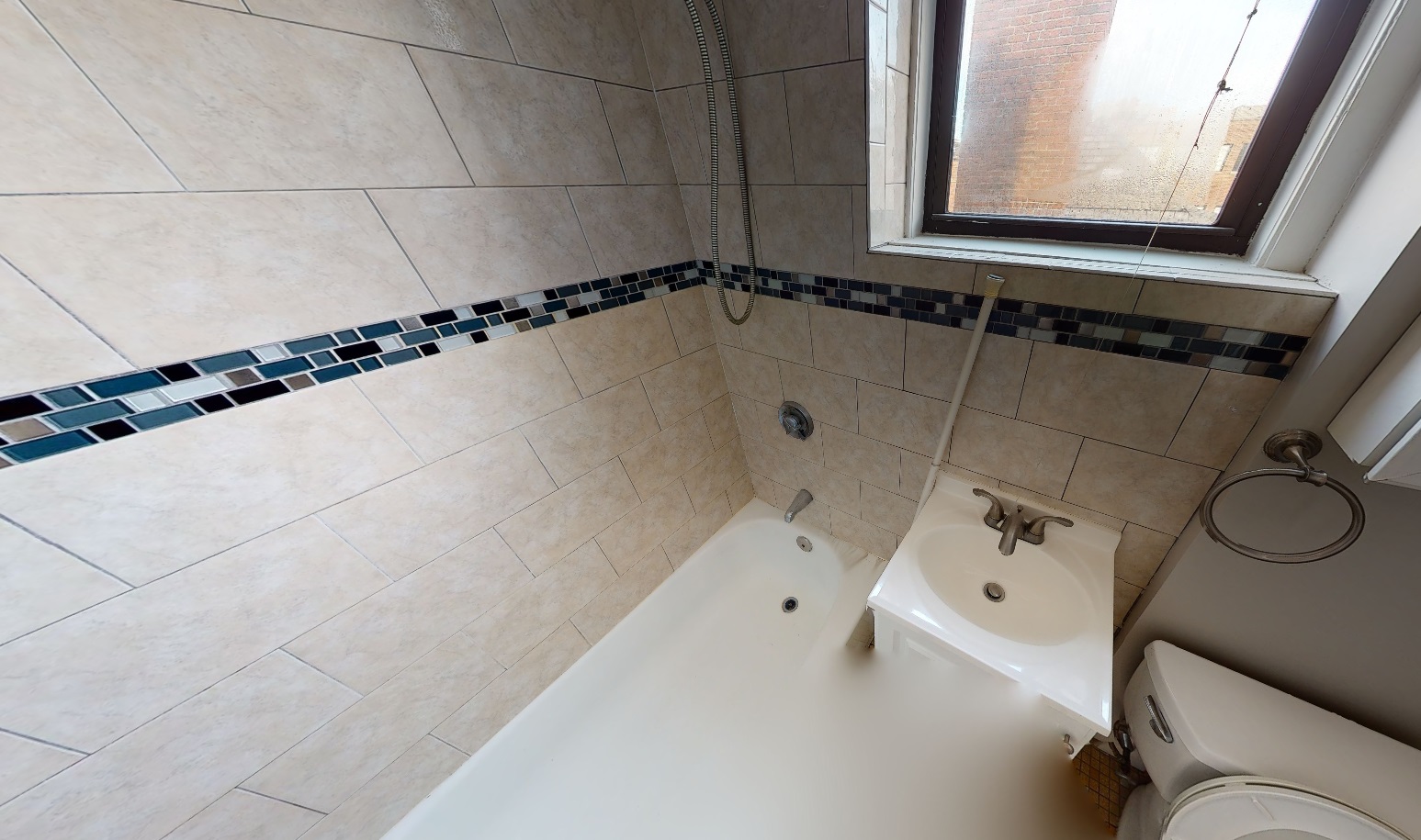 1 bed, 1 bath apartment for rent at 48 Jfk St Unit 17T, Riverside — photo 9 of 9