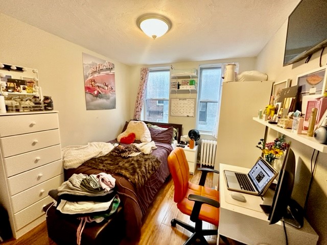 2 split bed, 1 bath apartment for rent at 220 Hanover St Unit 14R, North End — photo 9 of 13
