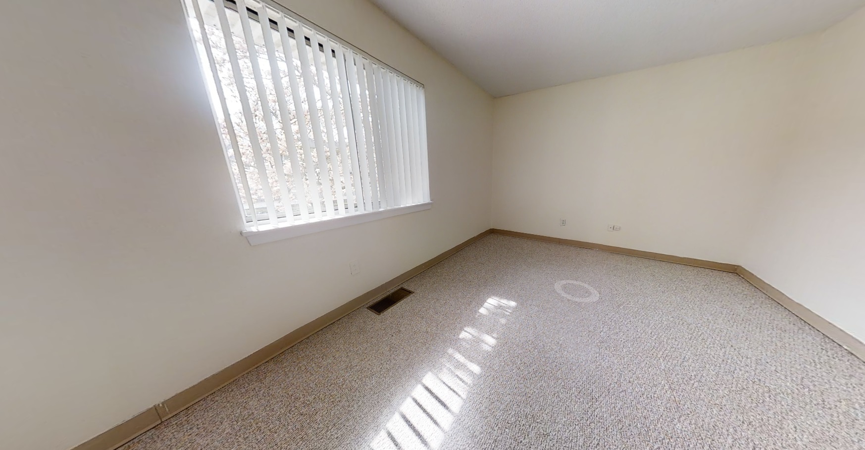 3 bed, 1.5 bath apartment for rent at 144 North Beacon St Unit B4, Brighton — photo 9 of 10