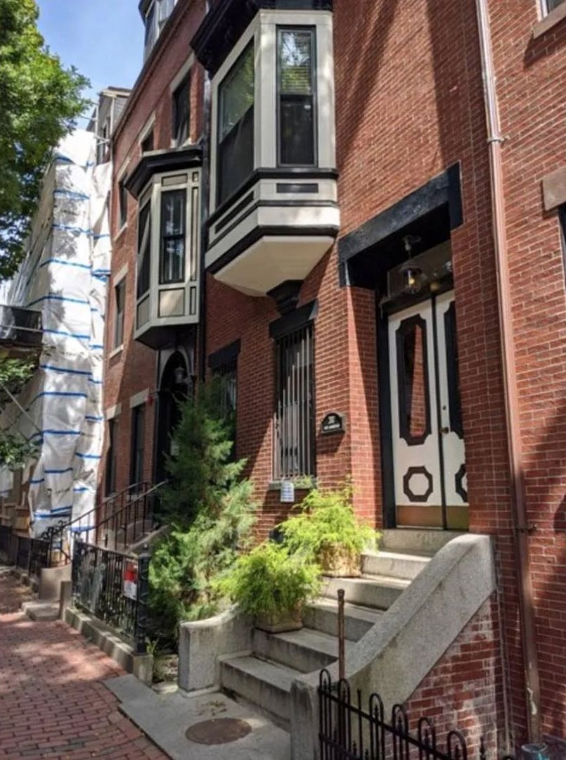 207 West Springfield St, South End