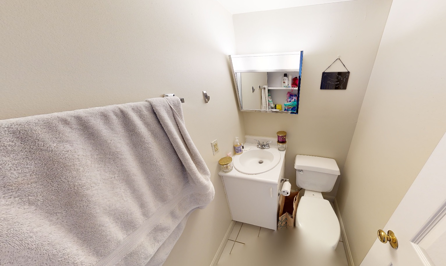 2 bed, 1.5 bath apartment for rent at 16 Elmer St Unit 302T, Riverside — photo 9 of 11