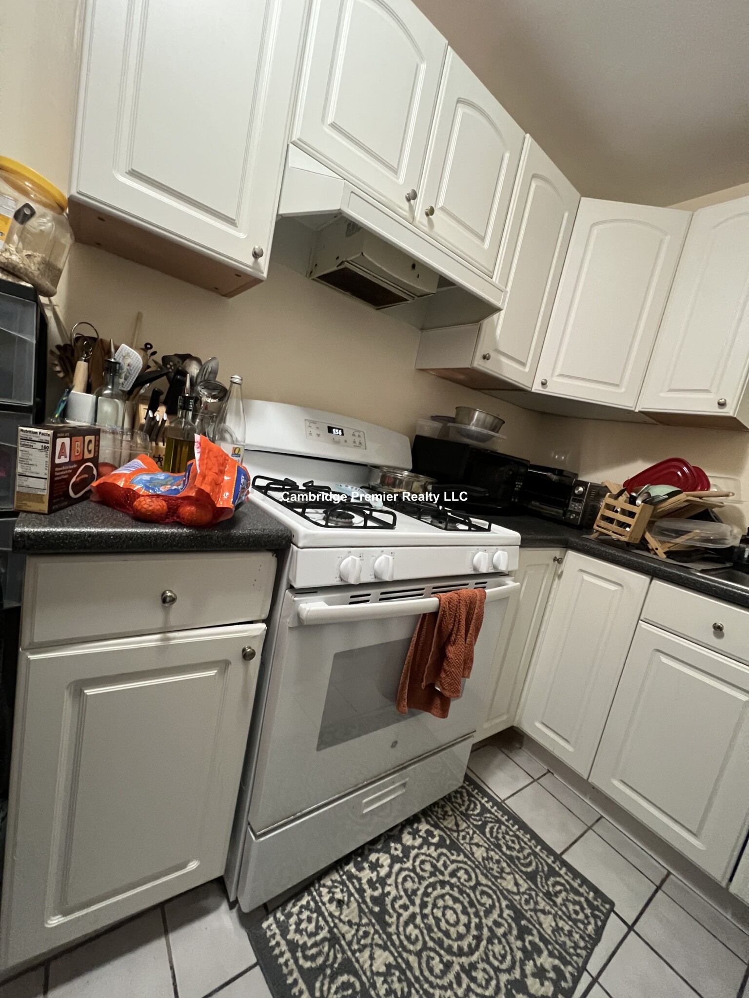 2 bed, 1 bath apartment for rent at 90 Hancock St Unit 3, Mid Cambridge — photo 6 of 12