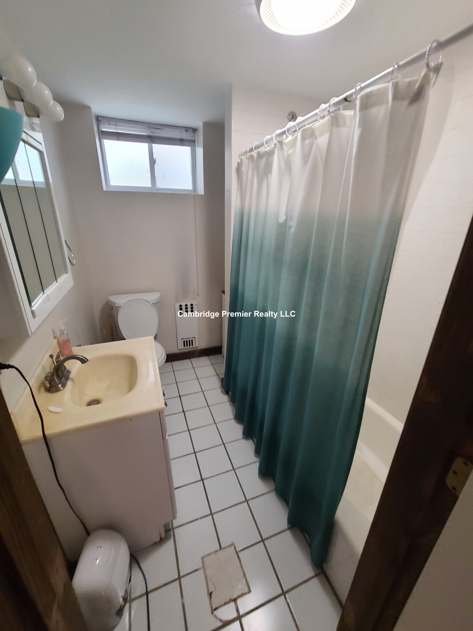 3 bed, 2 bath apartment for rent at 90 Hancock St Unit 2, Mid Cambridge — photo 11 of 19
