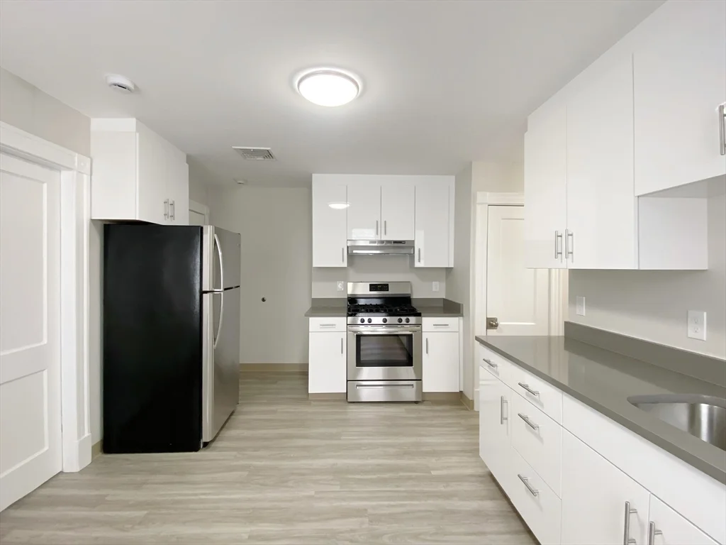 44 Jones Rd, Revere