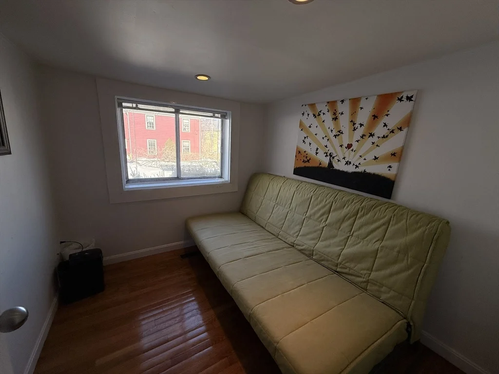 69 Seaverns Ave, Jamaica Plain