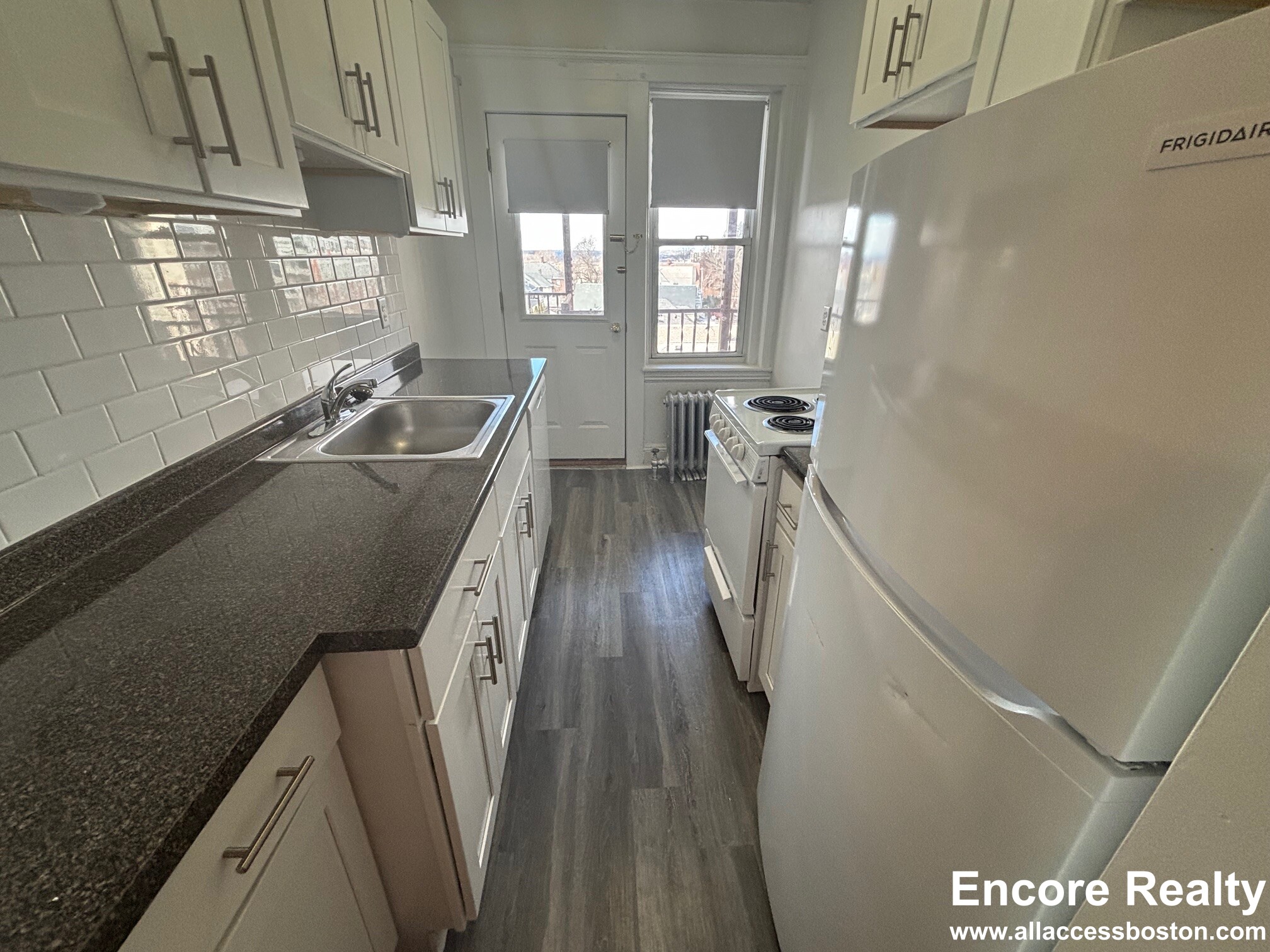 116 Washington St, Brighton